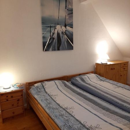 Gemütliche Ferienunterkunft direkt am Meer Holnis Exterior foto